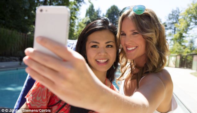 Yesterday, an expert claimed selfies are leading to a head lice epidemic among teenagers
