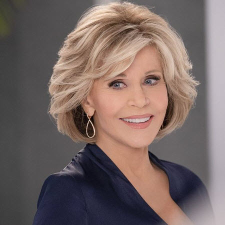 Фото новинки стрижки для женщин за 50